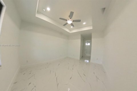 Casa en venta en Lehigh Acres, Florida, 3 dormitorios, 145.11 m2 № 1864432 - foto 18