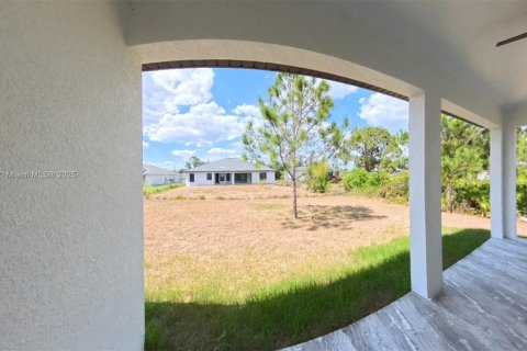 Casa en venta en Lehigh Acres, Florida, 3 dormitorios, 145.11 m2 № 1864432 - foto 17