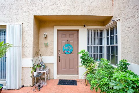 Adosado en alquiler en Cooper City, Florida, 3 dormitorios, 154.78 m2 № 1982294 - foto 5