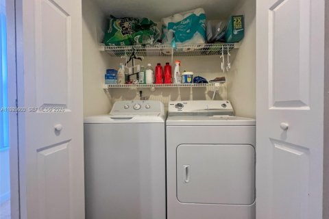 Adosado en alquiler en Cooper City, Florida, 3 dormitorios, 154.78 m2 № 1982294 - foto 7