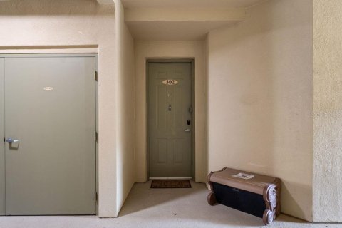 Condo in Davenport, Florida, 3 bedrooms  № 2144990 - photo 21