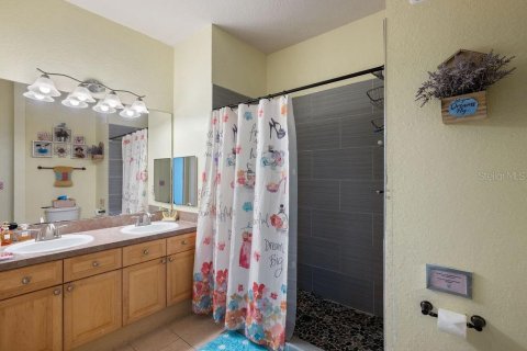 Condo in Davenport, Florida, 3 bedrooms  № 2144990 - photo 19
