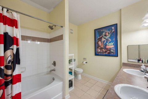 Condo in Davenport, Florida, 3 bedrooms  № 2144990 - photo 16
