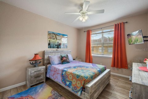 Condo in Davenport, Florida, 3 bedrooms  № 2144990 - photo 14