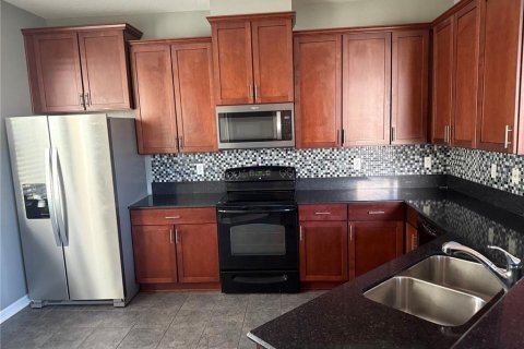 Adosado en alquiler en Windermere, Florida, 3 dormitorios, 143.53 m2 № 1900945 - foto 3