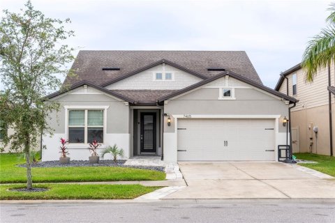 House in Wesley Chapel, Florida 4 bedrooms, 255.85 sq.m. № 1544779 - photo 5