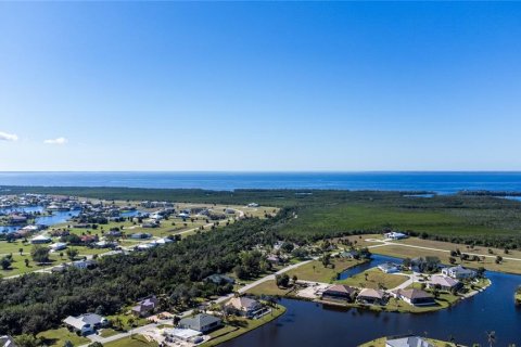 Terreno en venta en Punta Gorda, Florida № 1561683 - foto 3