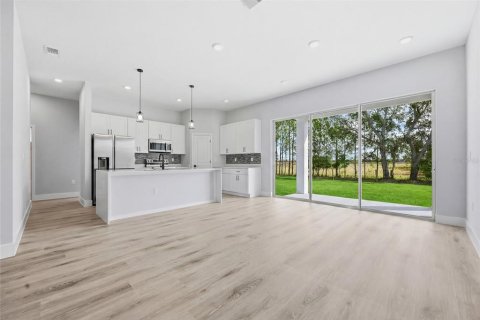House in Ocala, Florida 4 bedrooms, 167.41 sq.m. № 2117917 - photo 11