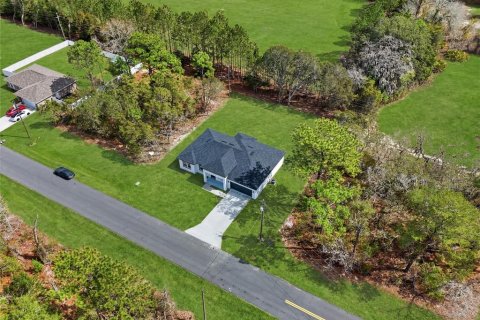 House in Ocala, Florida 4 bedrooms, 167.41 sq.m. № 2117917 - photo 3