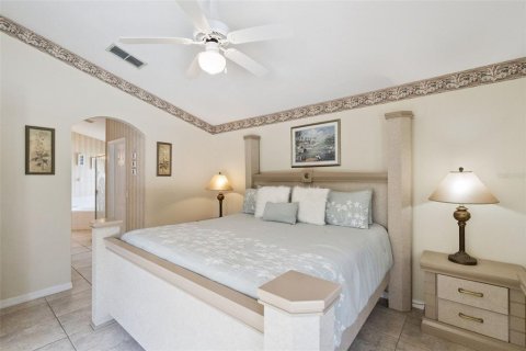 Villa ou maison à vendre à Kissimmee, Floride: 4 chambres, 176.7 m2 № 2219277 - photo 17
