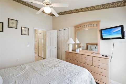 Villa ou maison à vendre à Kissimmee, Floride: 4 chambres, 176.7 m2 № 2219277 - photo 25