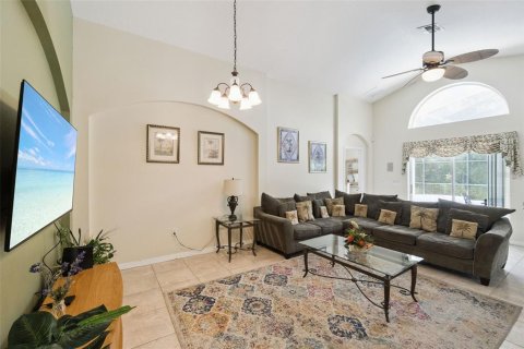 Villa ou maison à vendre à Kissimmee, Floride: 4 chambres, 176.7 m2 № 2219277 - photo 7