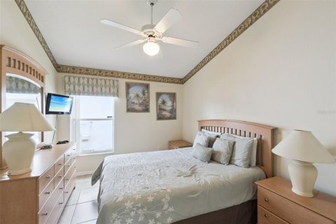 Villa ou maison à vendre à Kissimmee, Floride: 4 chambres, 176.7 m2 № 2219277 - photo 16
