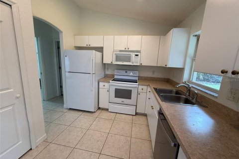 Villa ou maison à louer à North Port, Floride: 3 chambres, 115.29 m2 № 2156576 - photo 6