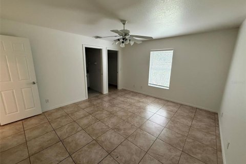 Villa ou maison à louer à North Port, Floride: 3 chambres, 115.29 m2 № 2156576 - photo 8
