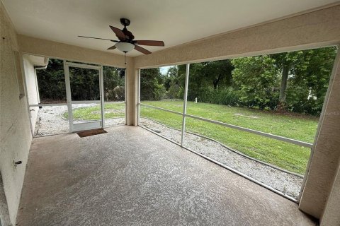 Villa ou maison à louer à North Port, Floride: 3 chambres, 115.29 m2 № 2156576 - photo 16