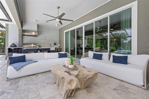 Casa en venta en New Port Richey, Florida, 4 dormitorios, 316.89 m2 № 1783497 - foto 12