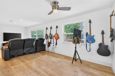 Casa en venta en Clearwater, Florida, 3 dormitorios, 130.81 m2 № 1850022 - foto 12