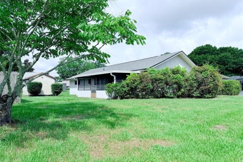 House in Casselberry, Florida 4 bedrooms, 166.57 sq.m. № 2114683 - photo 3