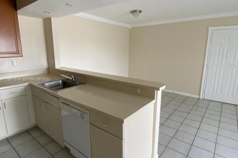 Купить кондоминиум в Катлер-Бей, Флорида 2 спальни, 103.4м2, № 2024301 - фото 16