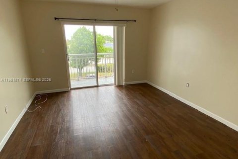 Купить кондоминиум в Катлер-Бей, Флорида 2 спальни, 103.4м2, № 2024301 - фото 11