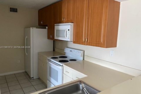 Купить кондоминиум в Катлер-Бей, Флорида 2 спальни, 103.4м2, № 2024301 - фото 7