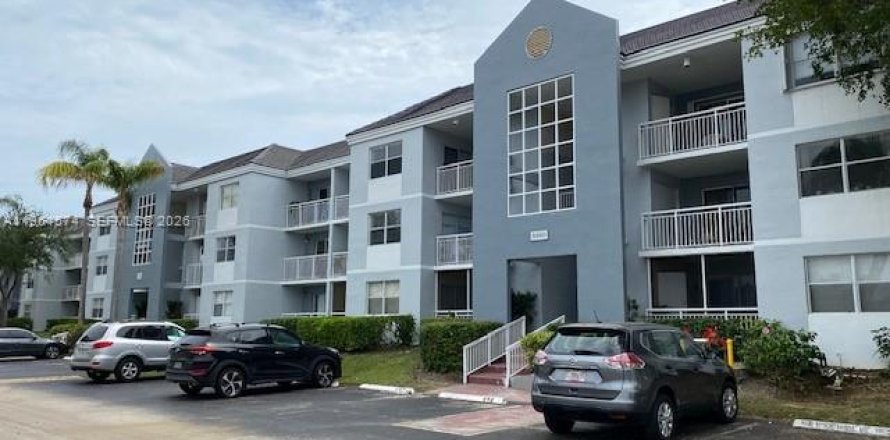 Кондоминиум с 2 спальнями в Катлер-Бей, Флорида № 2024301