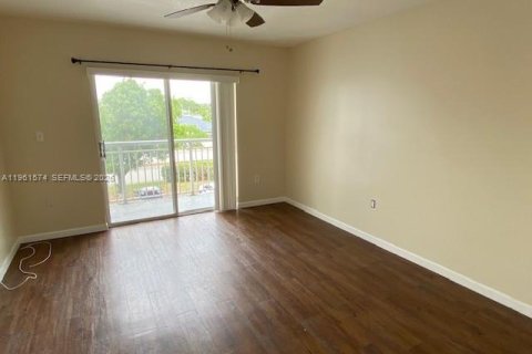 Купить кондоминиум в Катлер-Бей, Флорида 2 спальни, 103.4м2, № 2024301 - фото 14