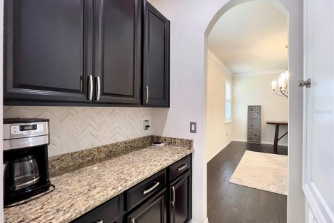 House in Windermere, Florida 5 bedrooms, 287.44 sq.m. № 1819244 - photo 17