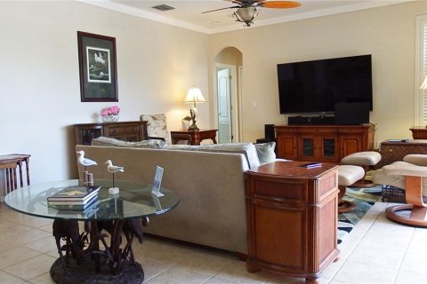 House in Odessa, Florida 4 bedrooms, 222.41 sq.m. № 1744105 - photo 11