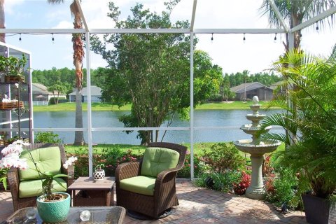 House in Odessa, Florida 4 bedrooms, 222.41 sq.m. № 1744105 - photo 2
