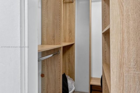 Copropriété à vendre à Sunny Isles Beach, Floride: 1 chambre, 70.79 m2 № 2014051 - photo 28
