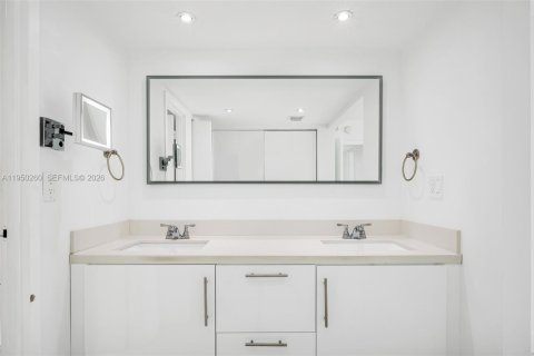 Снять в аренду кондоминиум в Санни-Айлс-Бич, Флорида 2 спальни, 126.07м2, № 2006498 - фото 30