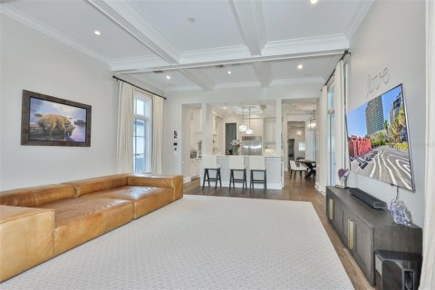 Villa ou maison à louer à Tampa, Floride: 6 chambres, 593.92 m2 № 2107530 - photo 11