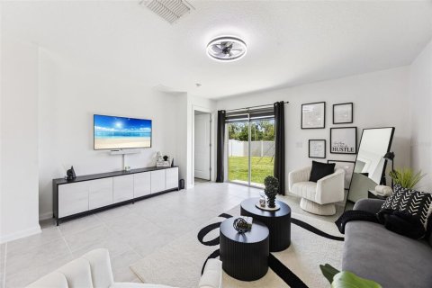 Casa en venta en Kissimmee, Florida, 3 dormitorios, 117.34 m2 № 2210845 - foto 6