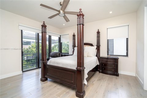 Купить виллу или дом в Дорал, Флорида 4 спальни, 264.21м2, № 1958430 - фото 25