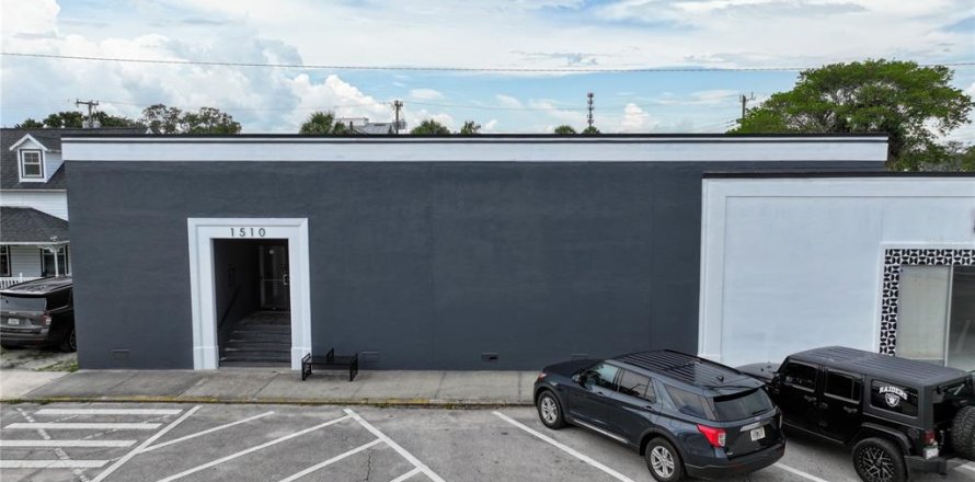 Immobilier commercial à Melbourne, Floride № 1913917