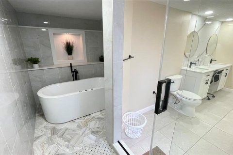 Casa en venta en Tampa, Florida, 3 dormitorios, 195.19 m2 № 1773762 - foto 25