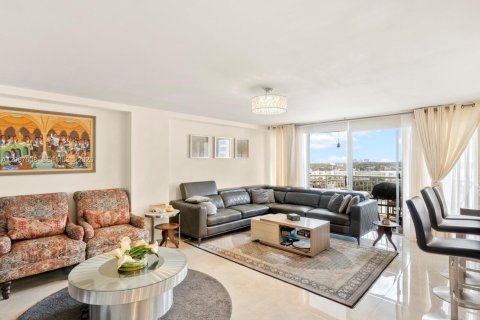 Copropriété à vendre à Aventura, Floride: 3 chambres, 221.76 m2 № 2262881 - photo 6