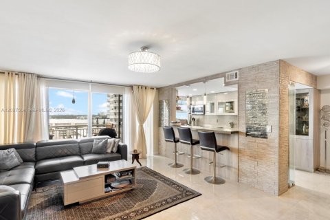 Copropriété à vendre à Aventura, Floride: 3 chambres, 221.76 m2 № 2262881 - photo 7