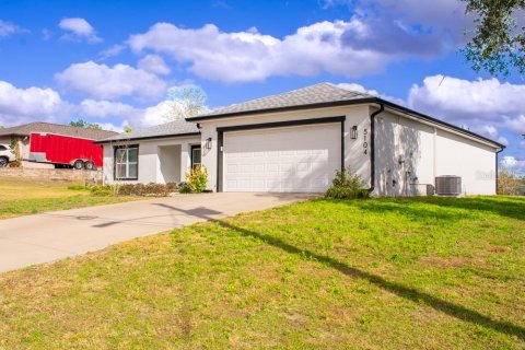 House in Spring Hill, Florida 3 bedrooms, 178 sq.m. № 2107622 - photo 3