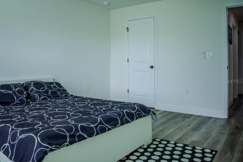 House in Spring Hill, Florida 3 bedrooms, 178 sq.m. № 2107622 - photo 19
