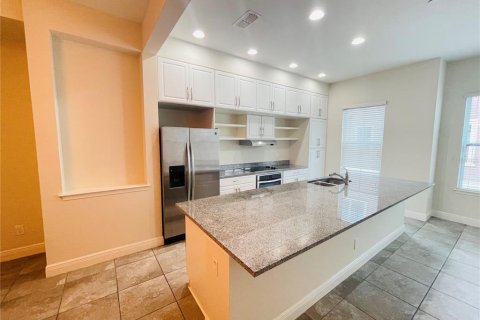 Townhouse in Orlando, Florida 4 bedrooms, 158.4 sq.m. № 1898478 - photo 11