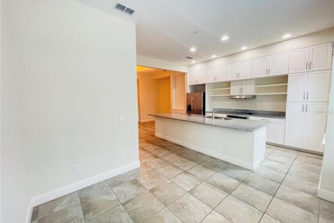 Townhouse in Orlando, Florida 4 bedrooms, 158.4 sq.m. № 1898478 - photo 10