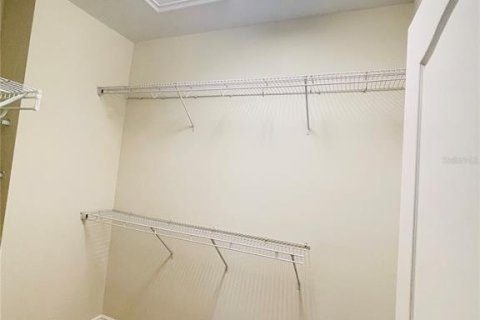 Townhouse in Orlando, Florida 4 bedrooms, 158.4 sq.m. № 1898478 - photo 17