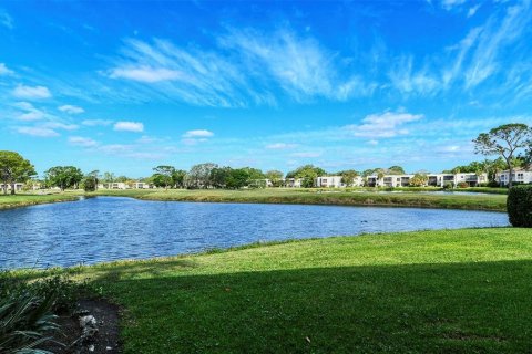 Condo in Sarasota, Florida, 2 bedrooms  № 1108326 - photo 19