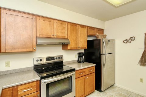 Condo in Sarasota, Florida, 2 bedrooms  № 1108326 - photo 6