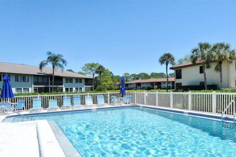 Condo in Sarasota, Florida, 2 bedrooms  № 1108326 - photo 21