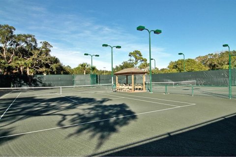Condo in Sarasota, Florida, 2 bedrooms  № 1108326 - photo 29
