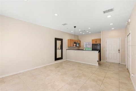 Townhouse in Kissimmee, Florida 2 bedrooms, 107.86 sq.m. № 1656661 - photo 5